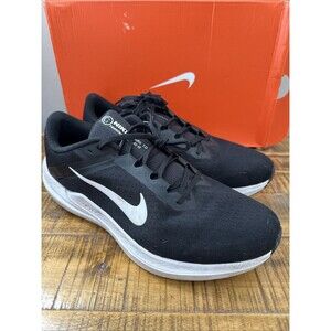 Nike Air Winflo 10 Men’s Size 12 Black White Running Shoes DV4022-003